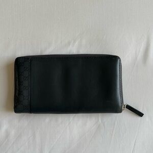 Gucci Black Leather Wallet with Zip